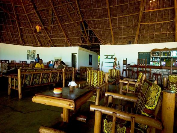 Pongwe Beach Hotel - Dining 